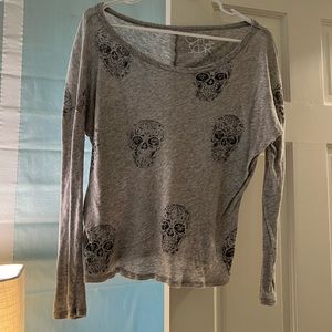 CHASER Skull Long-sleeve Shirt. Size XS